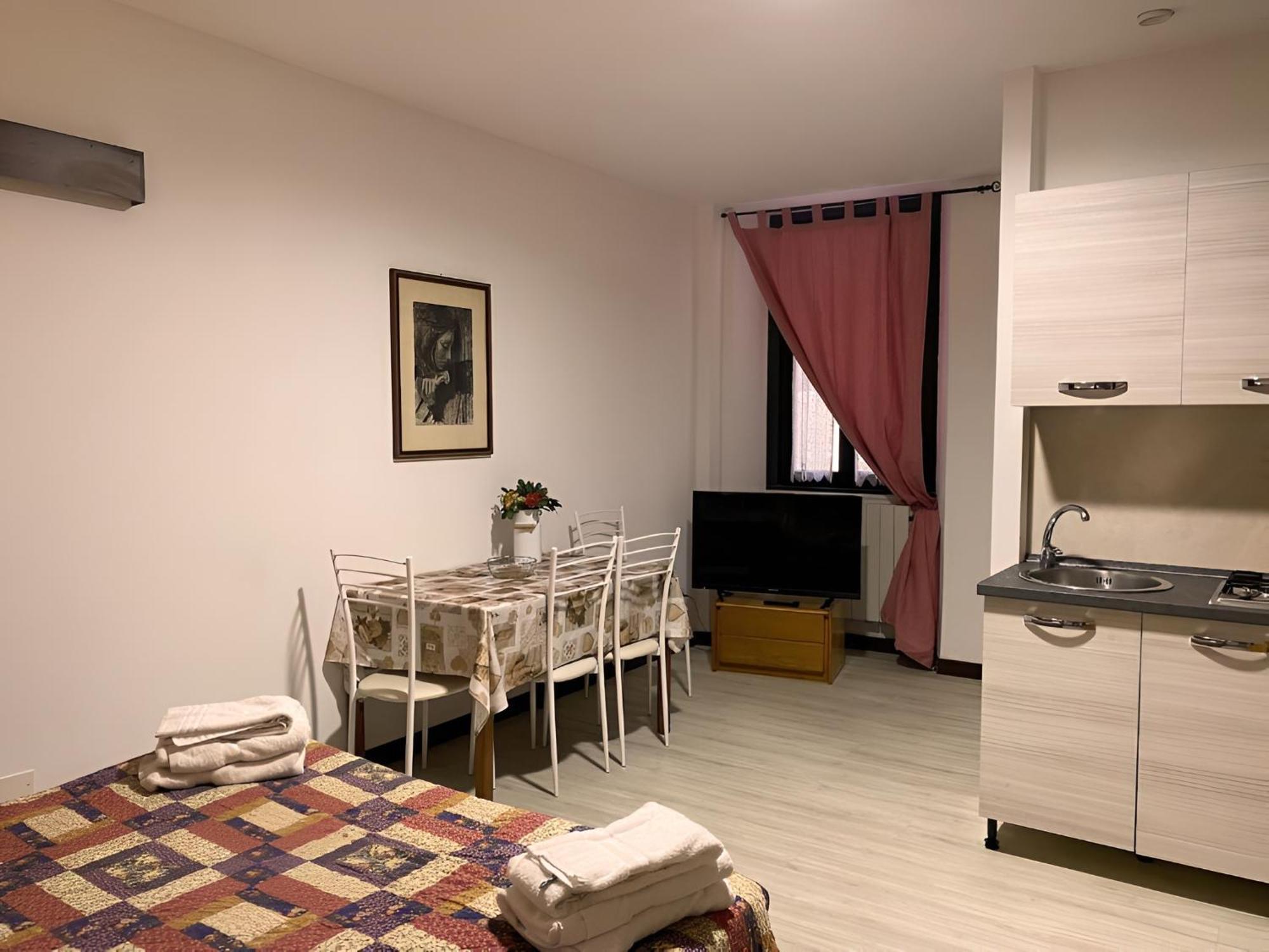 نوفاتي ميلانيسي Antica Corte Milanese المظهر الخارجي الصورة